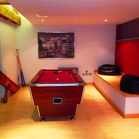 Luxurious City Centre Penthouse ニューカッスル・アポン・タイン エクステリア 写真
